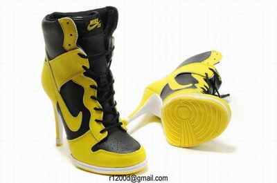 chaussure nike a talon aiguille